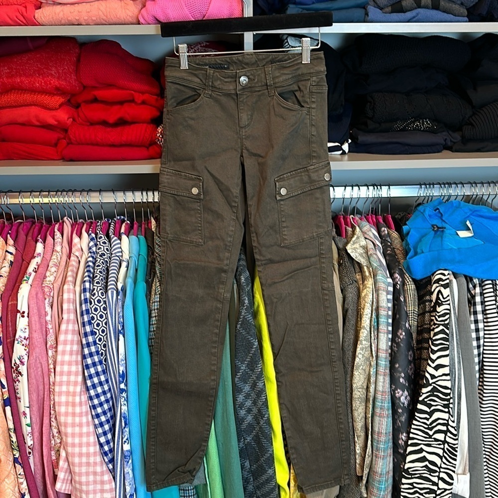 Cache brownish olive skinny cargo jeans size 0
